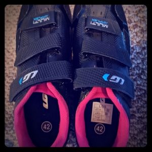 Garneau multi airflex cycling shoes (~size 10)